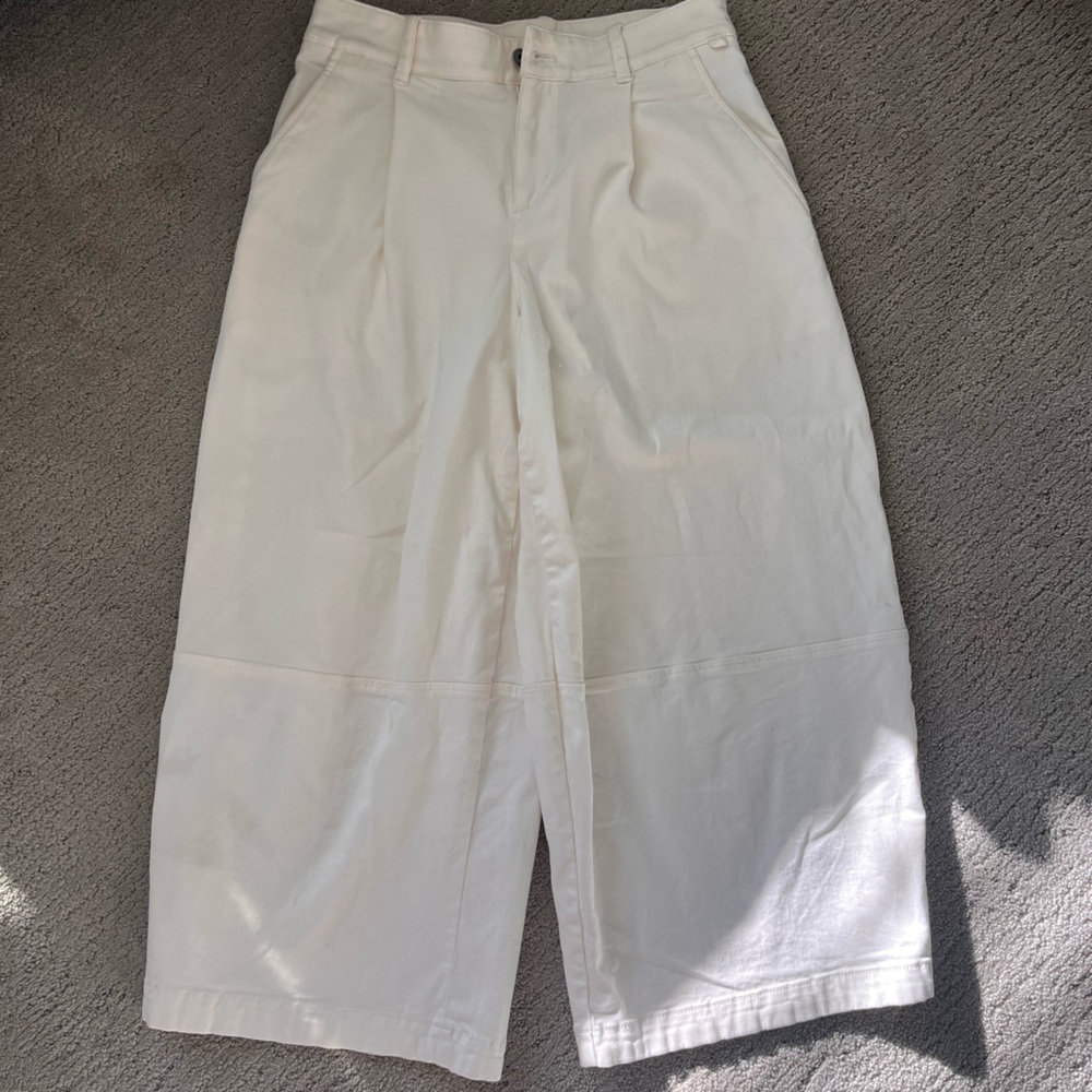 Anthropologie Maeve — white cropped culottes